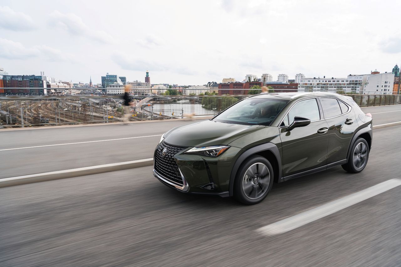 Lexus UX, czyli SUV w cenie dobrze wyposażonego kompaktu