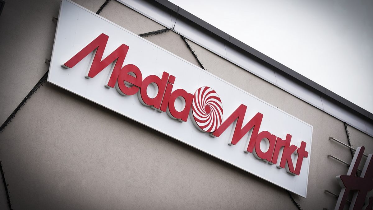 Media Markt oferuje promocje.