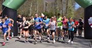 Bieg Biało-Czerwonych 2026 w Lipnie z okazji Dnia Flagi RP skupił ponad stu biegaczy! Zdjęcia