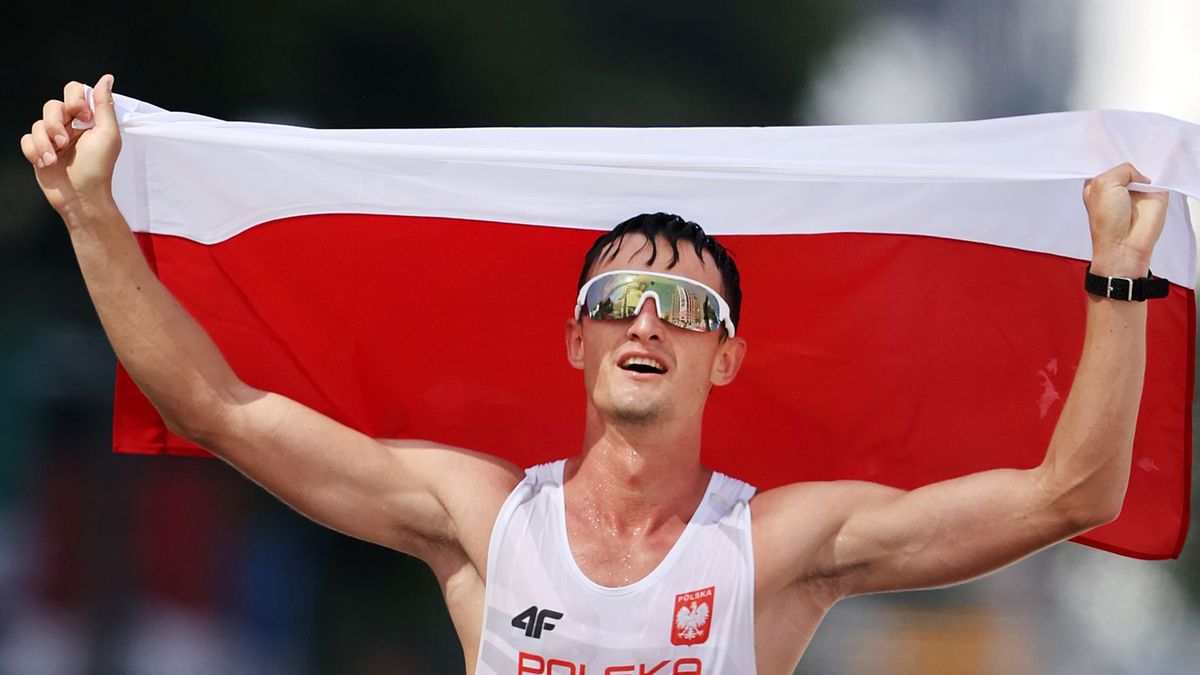 Getty Images / Clive Brunskill / Na zdjęciu: Dawid Tomala wygrywa chód na 50 km na igrzyskach w Tokio