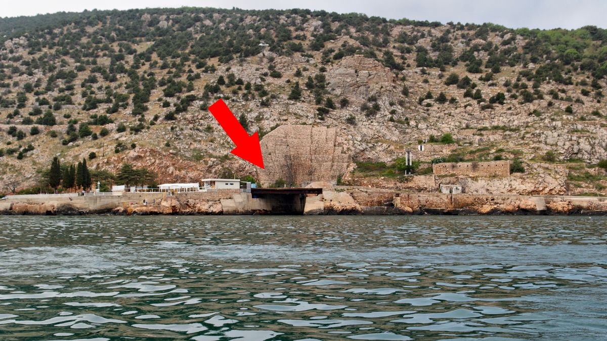 Baza okrętów podwodnych w Bałakławie