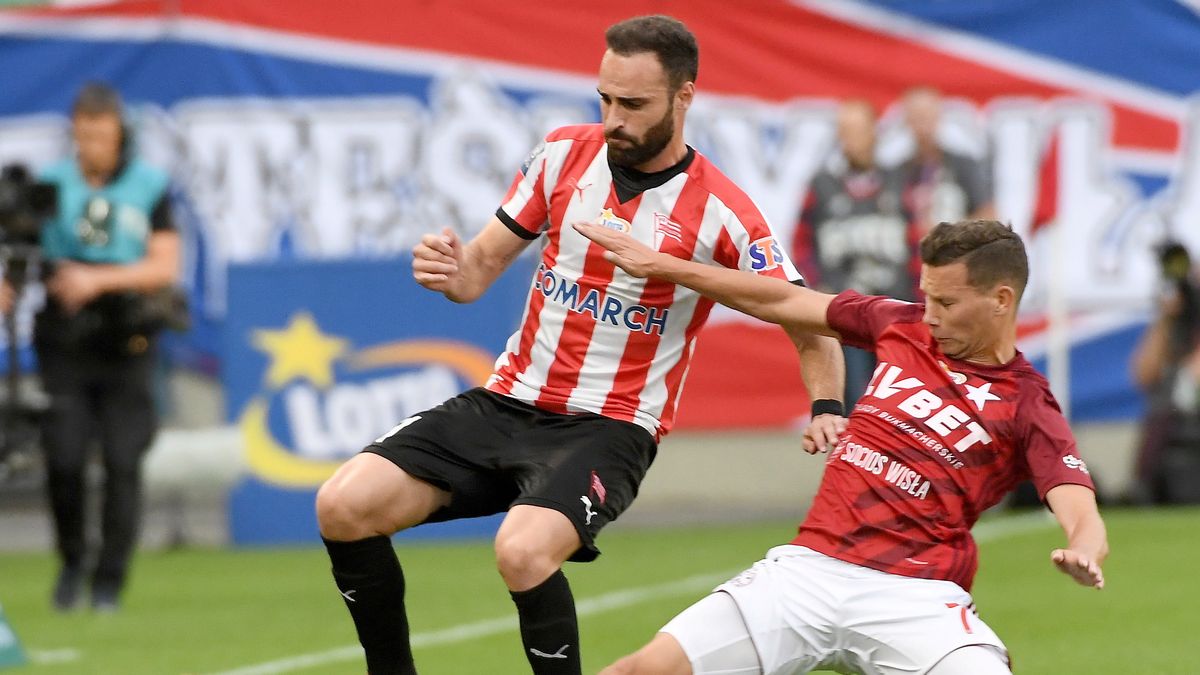 PAP / Jacek Bednarczyk / Na zdjęciu: Rafael Lopes (z lewej) i Michał Mak (z prawej)