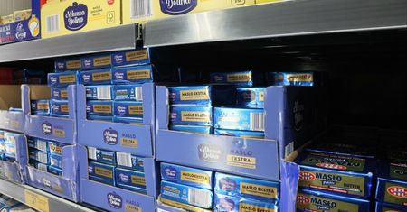 Sprzedają masło za 50 gr. Tyle tak naprawdę kosztuje kostka