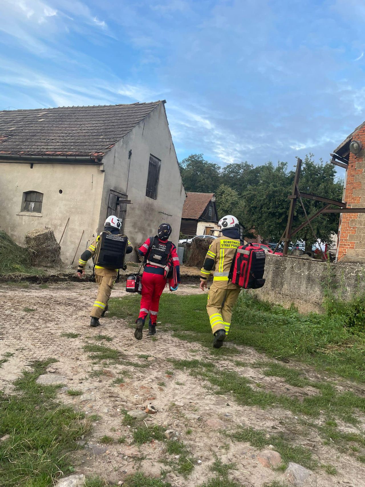 Młody rolnik omal nie stracił ręki. Interweniował LPR