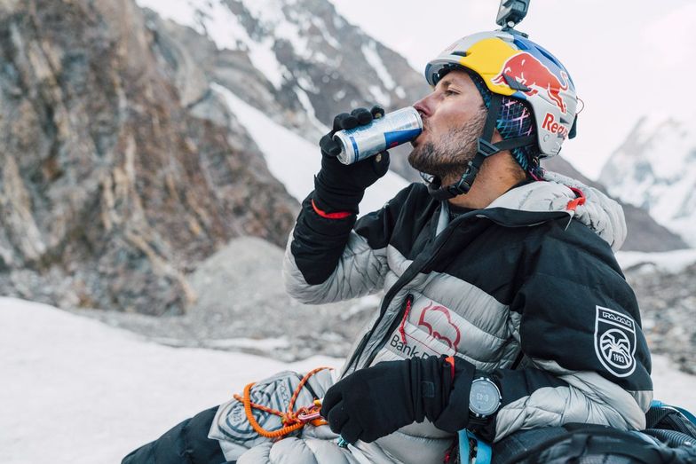 Andrzej Bargiel jako pierwszy na świecie zjechał na nartach ze szczytu K2