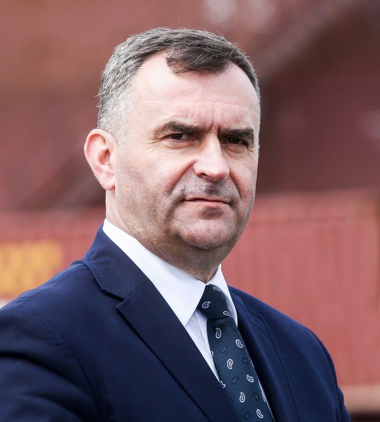 Afera taśmowa: Karpiński złożył rezygnację z funkcji ministra skarbu