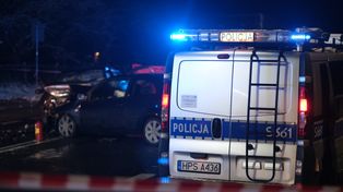 Uwaga kierowcy! Wieczorna kolizja na Moście Tolerancji w Głogowie, droga jest zablokowana