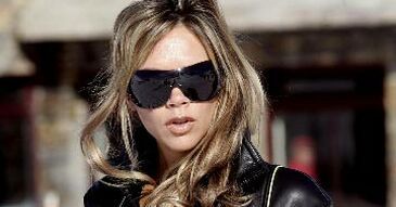Victoria Beckham modna na nartach