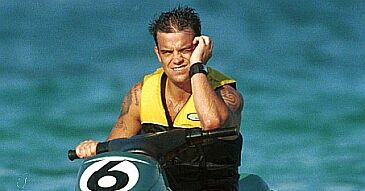 Nowa religia Robbiego Williamsa