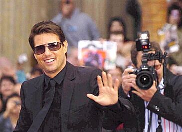 Tom Cruise nawraca Brada i Angelinę