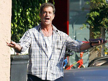 Mel Gibson ucieka przed policją
