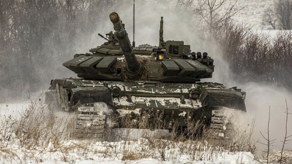 Rosyjski czołg na ćwiczeniach. Zdjęcie ilustracyjne (Fot. Russian Defense Ministry Press Service/Associated Press/East News)