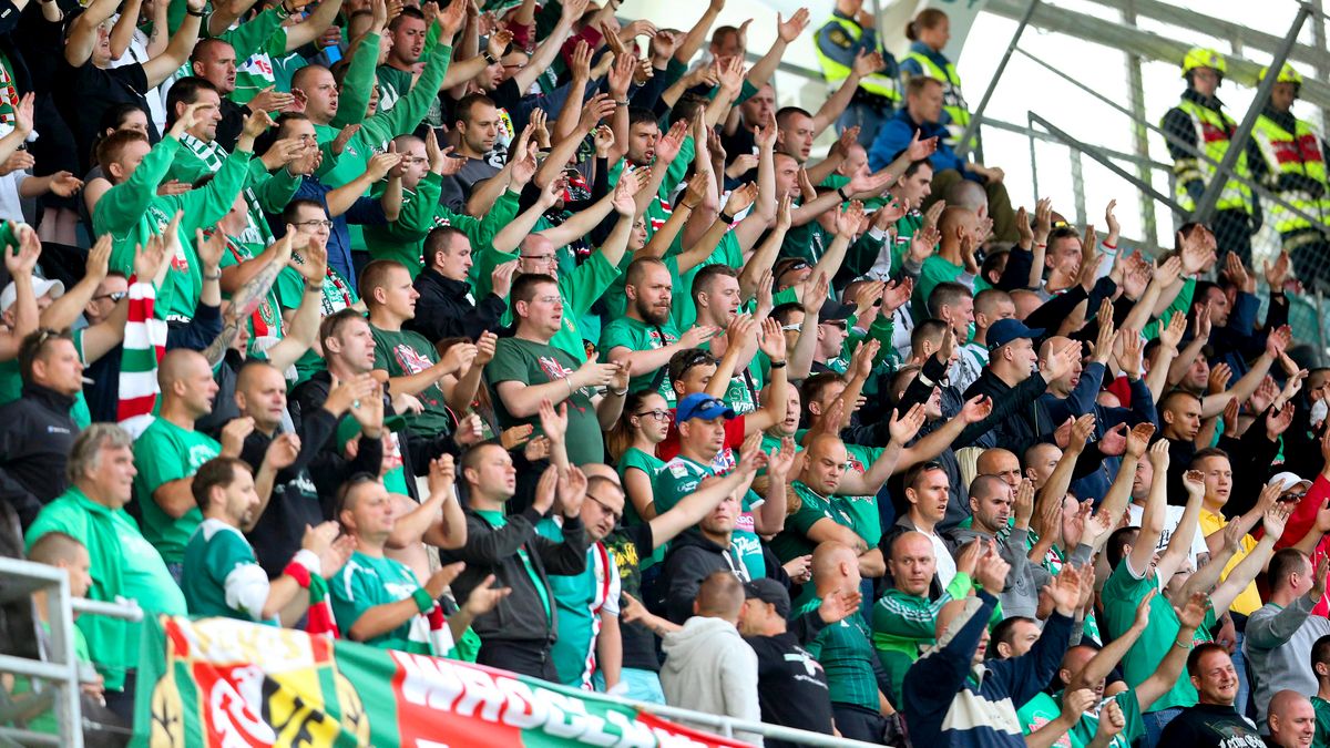 PAP / BJORN LARSSON ROSVALL / Na zdjęciu: kibice Śląska Wrocław