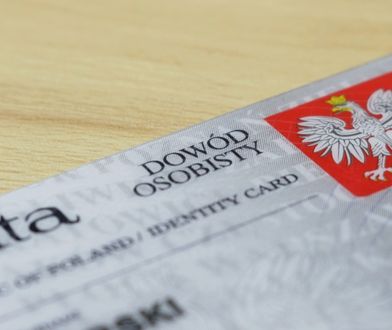 Ferie 2020. UODO ostrzega: "Nie zostawiaj dowodu pod zastaw"