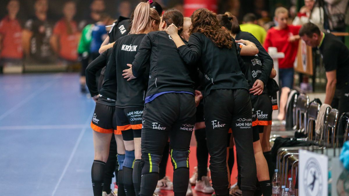 Materiały prasowe / ORLEN Superliga kobiet / Na zdjęciu: szczypiornistki MKS Piotrcovii Piotrków Trybunalski