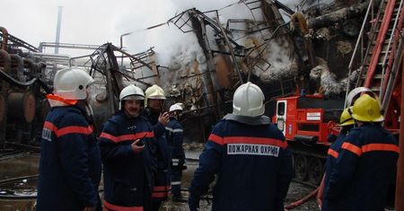 Ataki na rafinerie przyniosły skutek. Rosja szuka sposobu na wzbogacanie benzyny