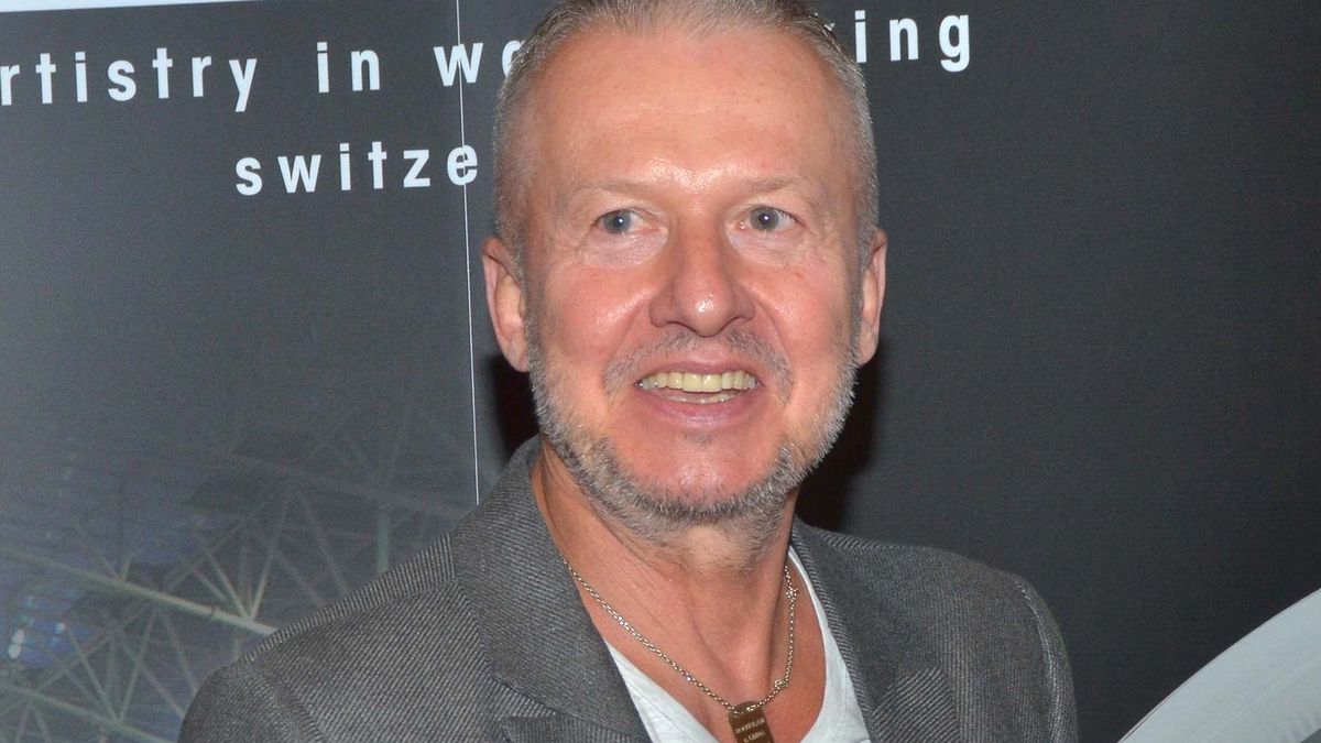 Epos - prezentacja zegark�wBoguslaw Linda    2016-04-05pconrad