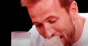 Harry Kane zmierzył się z pikantnym kurczakiem. Jest nagranie