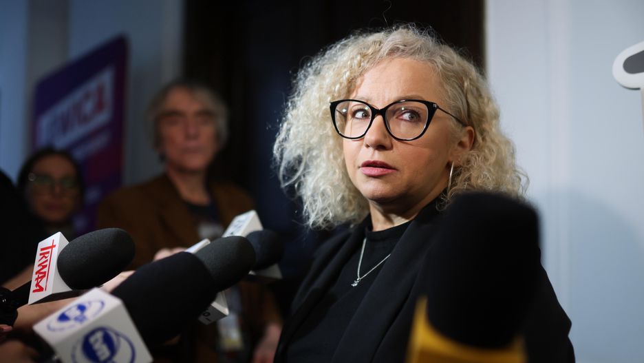 Katarzyna Kotula
Leszek Szyma�ski
minister, polityka, sejm, sejmie, Ludzie, portret