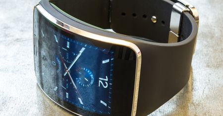 Smartwatche z Android Wear dzięki kartom SIM będą samodzielniejsze
