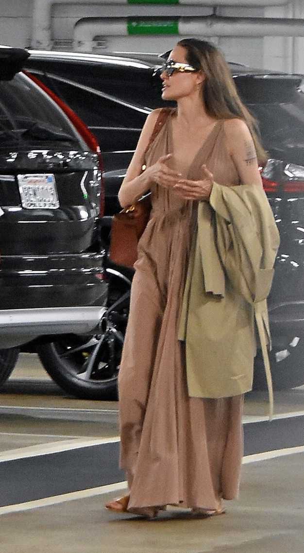 Angelina Jolie z córkami Shiloh Jolie-Pitt oraz Zahara Jolie-Pitt