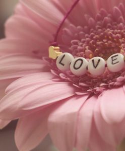 Walentynki 2021. Życzenia dla zakochanych. Oto przykłady