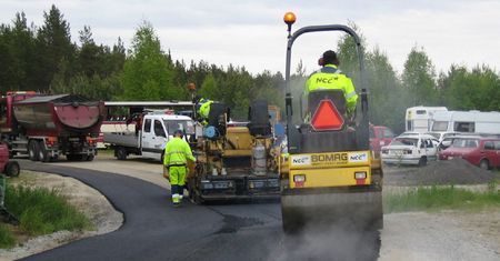 Niepokojące odkrycie naukowców. Asfalt może zagrażać ludziom i środowisku
