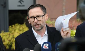 Obajtek ujawnił tajemnicę Orlenu? Dokumenty rodzą pytania prawne