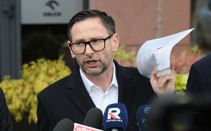 Obajtek ujawnił tajemnicę Orlenu? Dokumenty rodzą pytania prawne