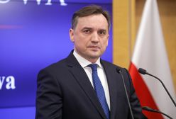 Spięcie na konferencji Ziobry. Minister reaguje po reportażu TVN24