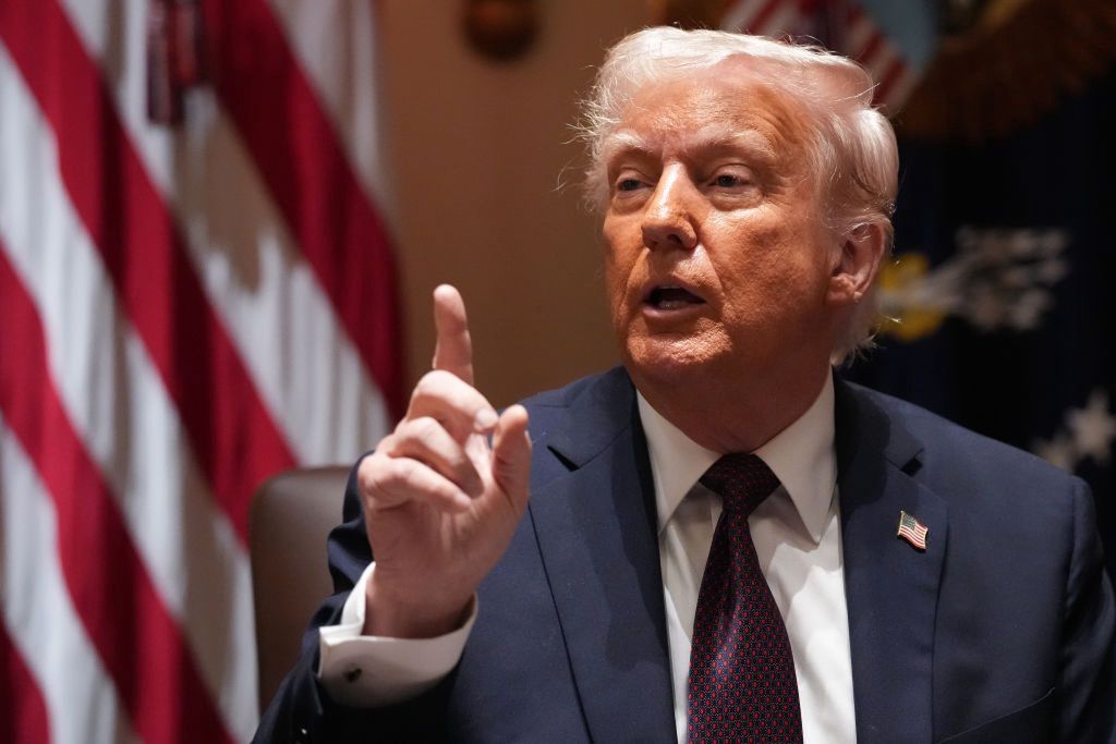 Trump wierzy, że Putin "dotrzyma słowa". I dociska Ukrainę