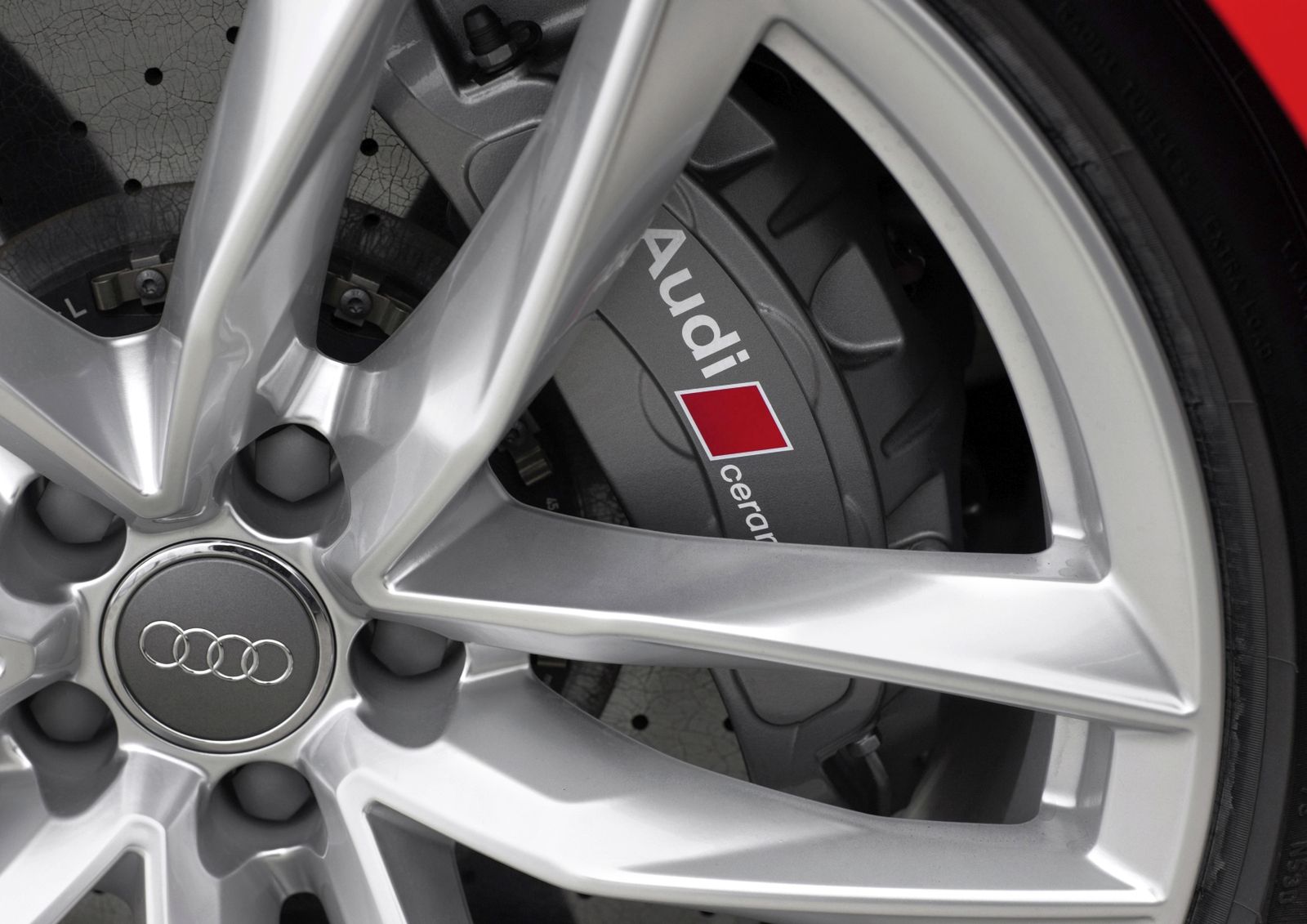 Nowe Audi RS6 Avant - zadziorne kombi [galeria] 28