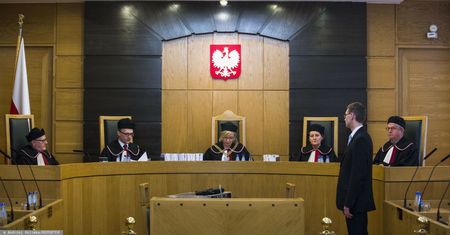 "Niekonstytucyjne". TK o zasadach wynagradzania sędziów