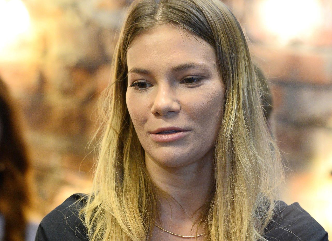 Maja Bohosiewicz złapała męża za pośladek w centrum Warszawy. Paparazzi zrobili zdjęcia