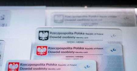 Stracą ważność. Prawie 3 mln osób muszą wymienić dowody osobiste