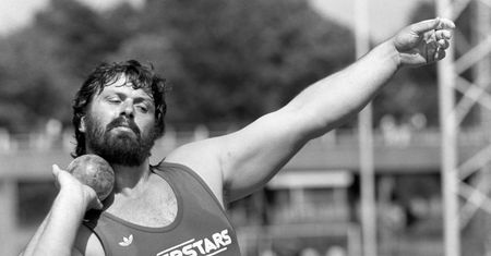 Nie żyje Geoff Capes. Był rekordzistą i ikoną sportów siłowych