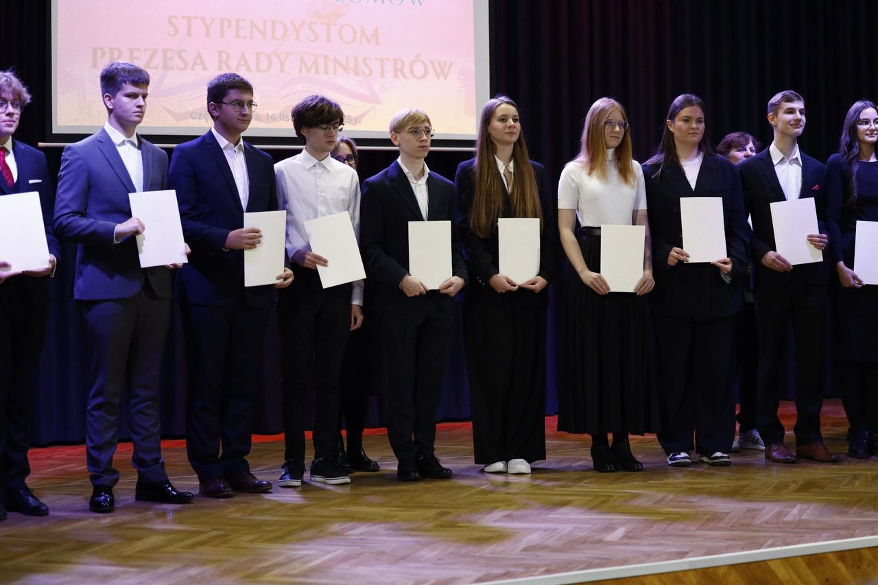 Częstochowa: Młode talenty nagrodzone. 58 uczniów otrzymało stypendium Premiera RP