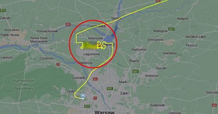 Pilot naprawdę to zrobił. W Warszawie trwał marsz
