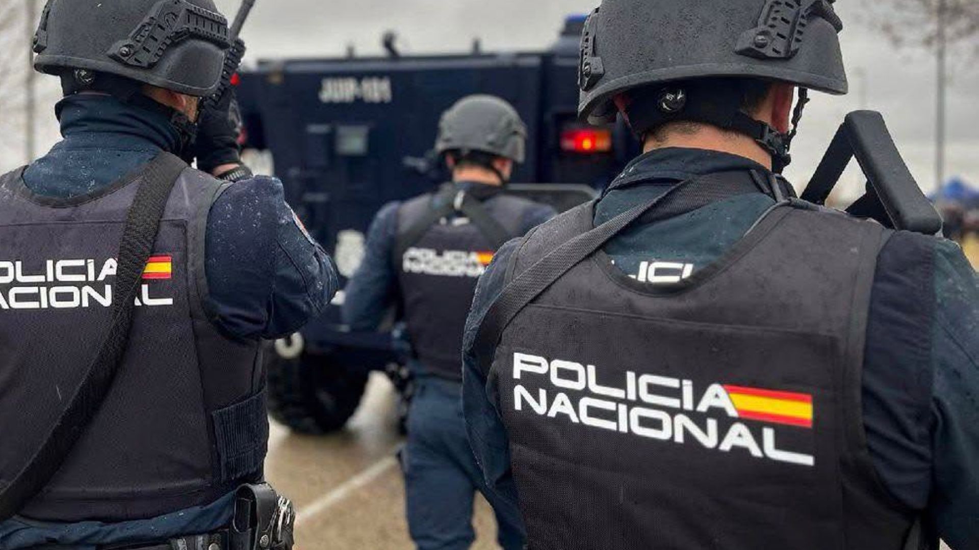 Polak aresztowany na Teneryfie: 40 oskarżeń o broń i narkotyki