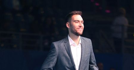 Jerzy Janowicz chciał nauczyć rakiety pływać