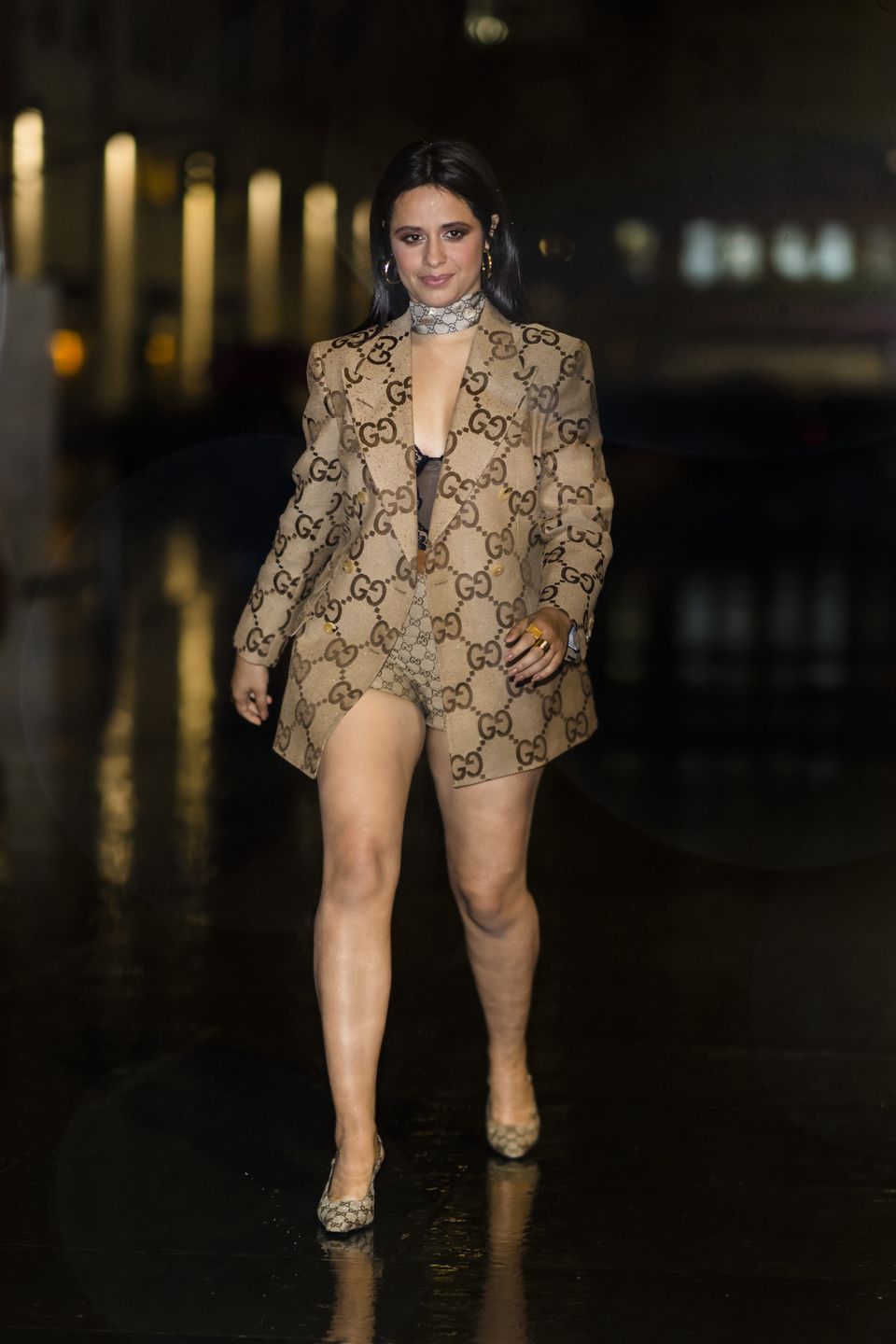 Camila Cabello w kreacji Gucci