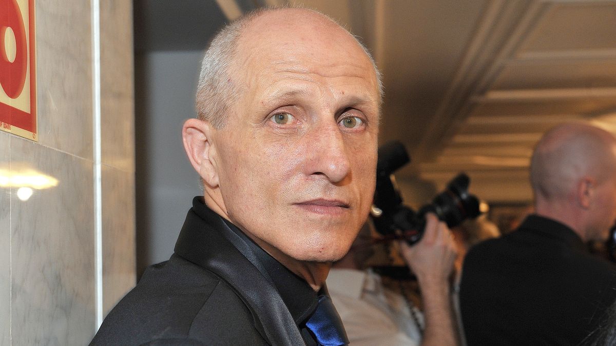 Maciej Kozłowski zmarł 11 maja 2010 r.