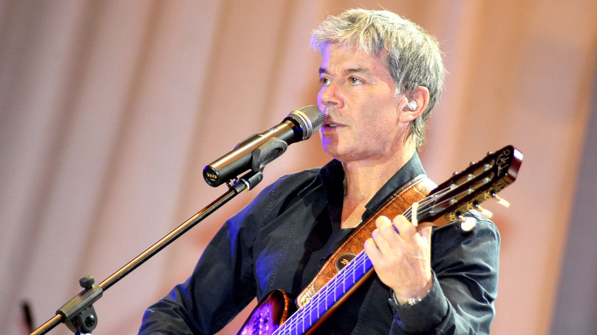 Gazmanow w 2002 roku otrzymał tytuł Ludowego Artysty Federacji Rosyjskiej