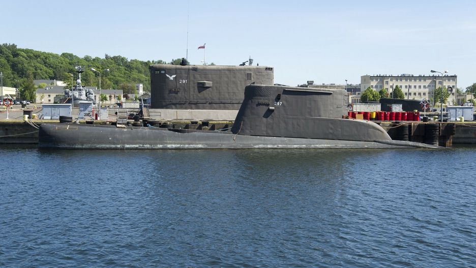 ORP Kondor wystawiony na sprzedaż