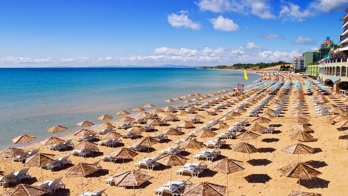 Za pół roku chcą wprowadzić euro. Co się stanie z cenami? Unia będzie monitorować