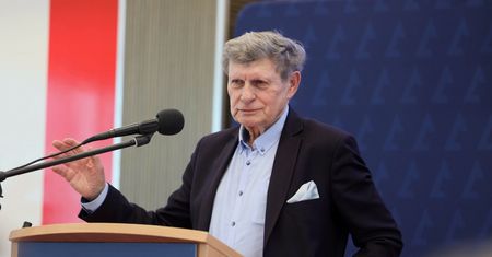 Leszek Balcerowicz wystawia oceny rządowi. "Dwója za finanse publiczne"