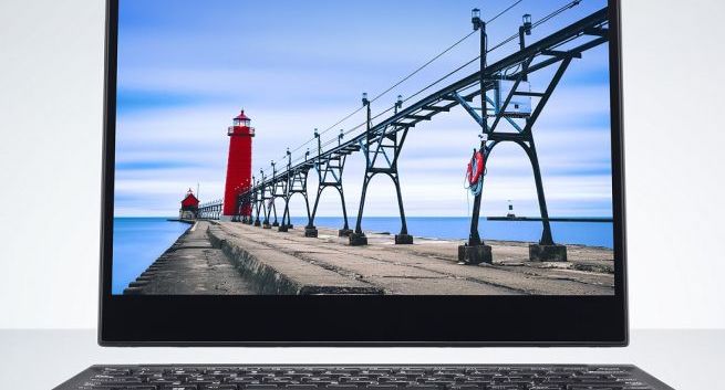 Dell Canvas, notebook XPS 13, mobilna stacja Precision dla VR i monitor 8K na CES 2017 (wideo)