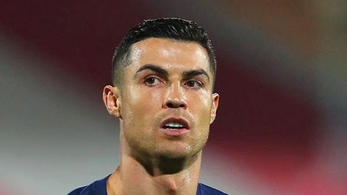 Cristiano Ronaldo zdziwiony w czasie meczu