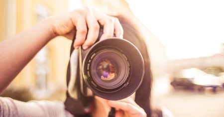 Ponad 100 darmowych lekcji od School of Visual Arts pomoże wam zrozumieć fotografię