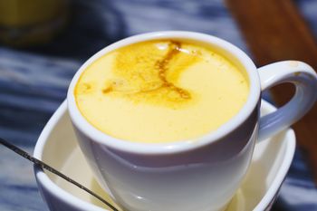 Szwedzi piją taką kawę. Obniżają cholesterol i chudną